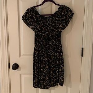 American Eagle off the shoulder dress